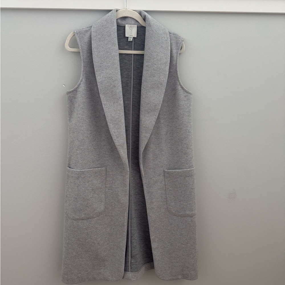 Joie Open Front Vest. Size M - Picture 2 of 7